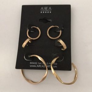4/$20 3 piece AREA earring set